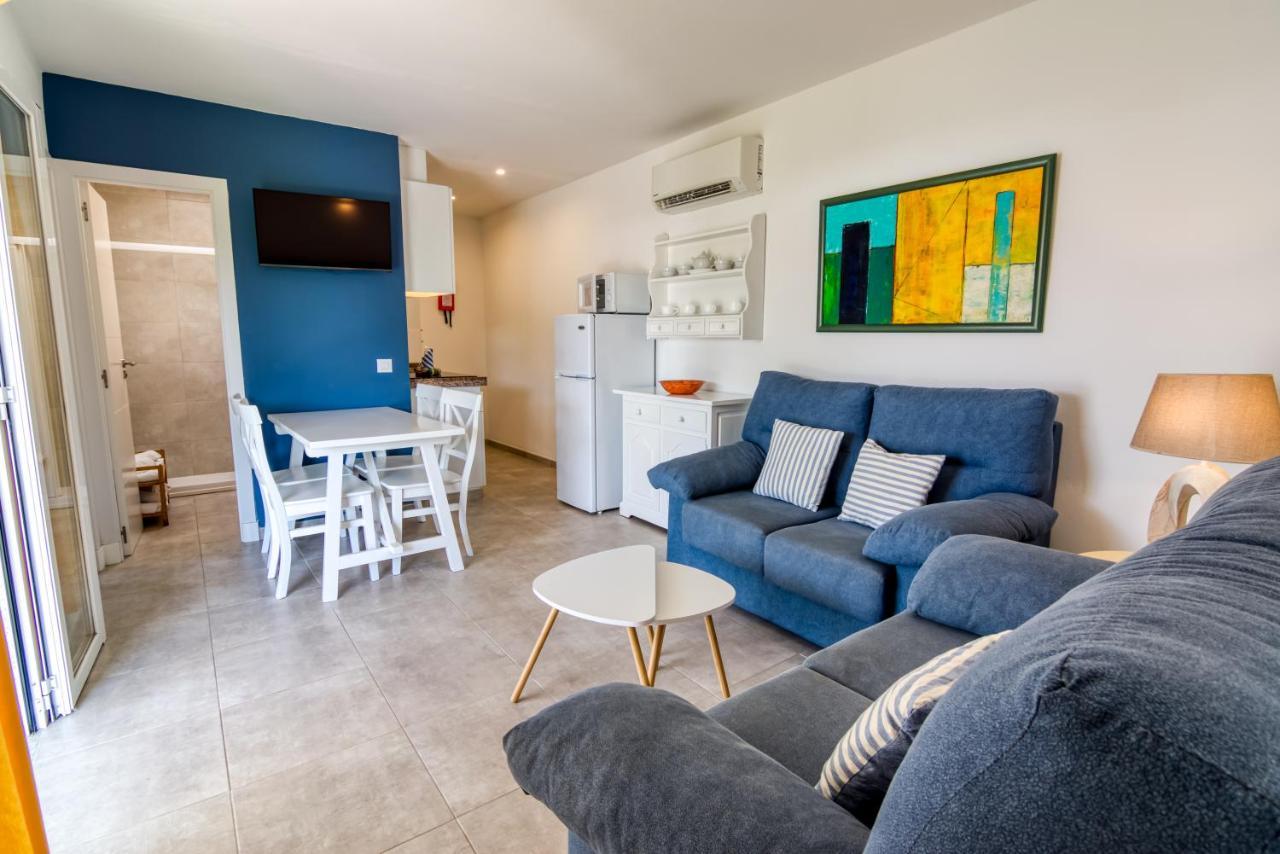 קאלאן בוש Apartamentos Las Golondrinas מראה חיצוני תמונה